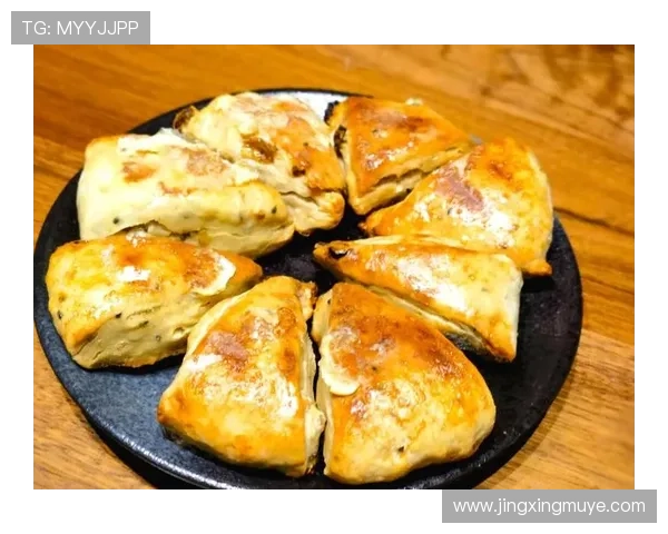 浓眉哥家里请了三个厨师管他吃饭，自律到连零食柜都上锁